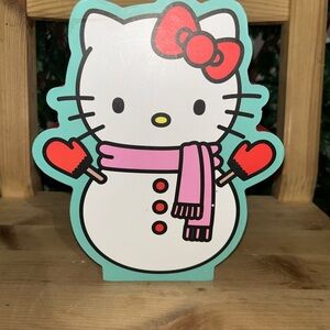 Hello Kitty Winter Decor